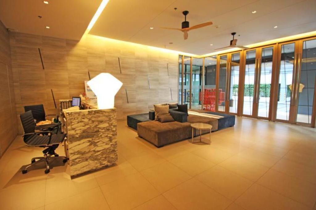 芭提雅fnb Central 无边泳池 Pattaya Esterno foto