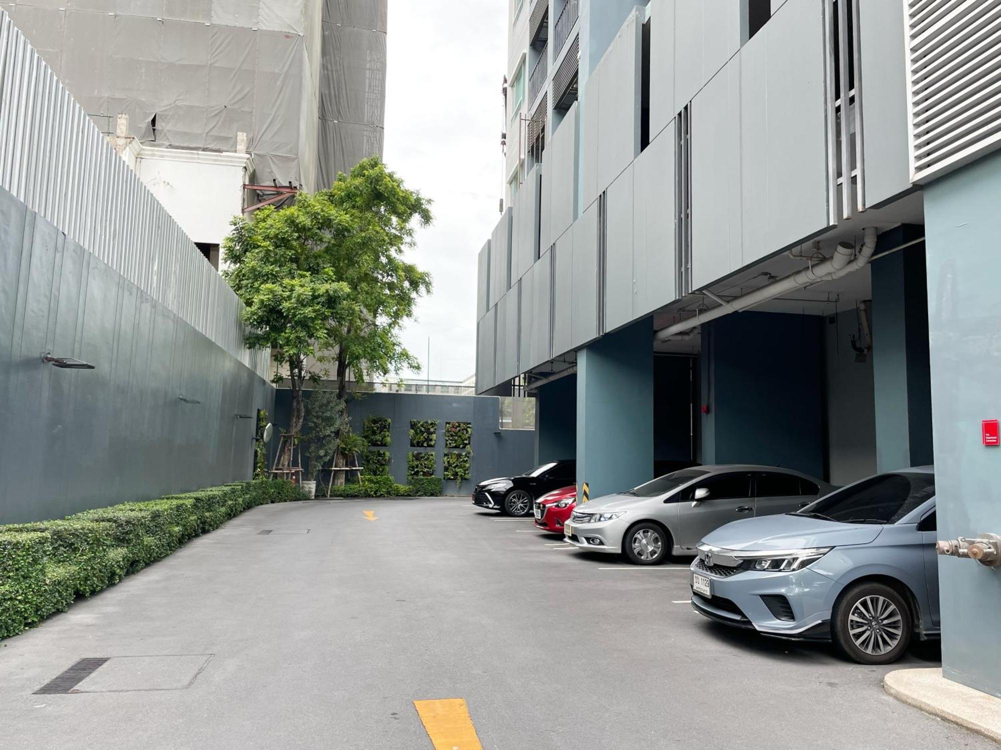 芭提雅fnb Central 无边泳池 Pattaya Esterno foto